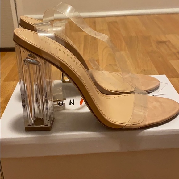 The Glass Slipper, Transparent, Size 5.5 - Picture 3 of 5